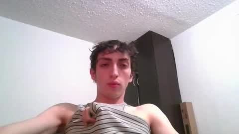 Snapshot of tsuki0308 chatting on 12-29-24, 05:31 tsuki0308 online show from 12-29-24, 05:31