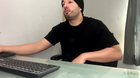 Snapshot of tuamante000 chatting on 12-06-24, 04:38 Stimulation make me Cum in Public or in Pvt online show from 12-06-24, 04:38