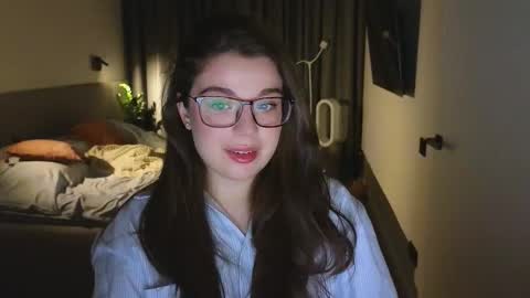 Ariana online show from 11-30-25, 09:52