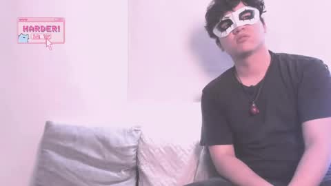 tuxedo  mayo online show from 04-29-26, 04:00