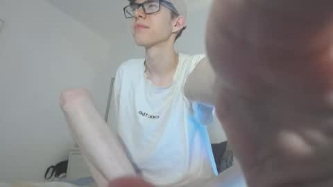 Snapshot of tuz94 chatting on 01-25-25, 03:41 Dan online show from 01-25-25, 03:41