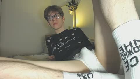 Snapshot of tuz94 chatting on 02-17-25, 04:37 Dan online show from 02-17-25, 04:37