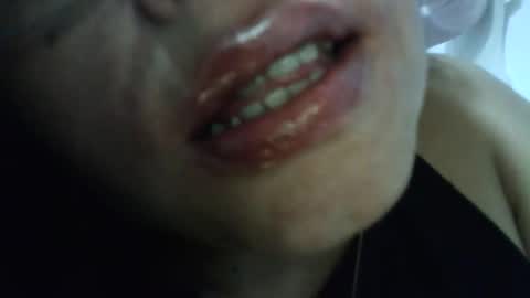 tuzusy online show from 09-28-25, 11:54