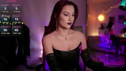Snapshot of tv_miss chatting on 06-10-26, 12:22 Miss Veth online show from 06-10-26, 12:22
