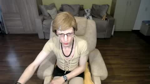 Clementine online show from 03-16-26, 08:07