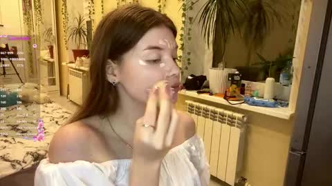 Emily online show from 02-10-26, 05:06