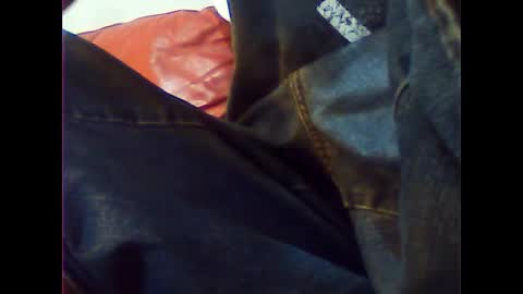 Snapshot of tweak_n_throb chatting on 01-12-25, 05:03 Tweaking Masturbation Addict online show from 01-12-25, 05:03