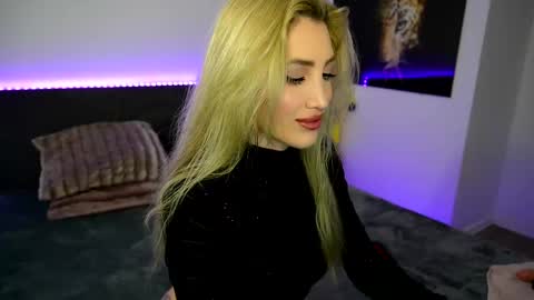 MayCarrey online show from 02-24-25, 10:25