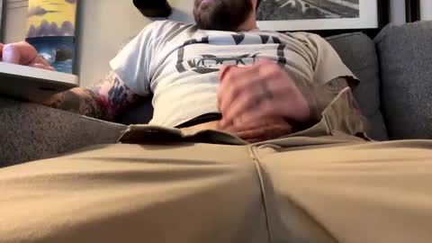 Snapshot of twentygrit chatting on 02-04-25, 01:16 twentygrit online show from 02-04-25, 01:16