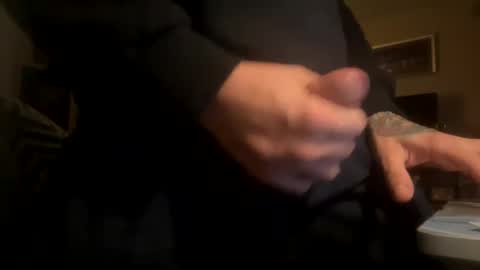 Snapshot of twentygrit chatting on 09-15-25, 08:03 twentygrit online show from 09-15-25, 08:03