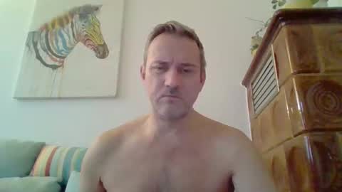 Snapshot of twiga72 chatting on 02-09-26, 09:46 twiga72 online show from 02-09-26, 09:46