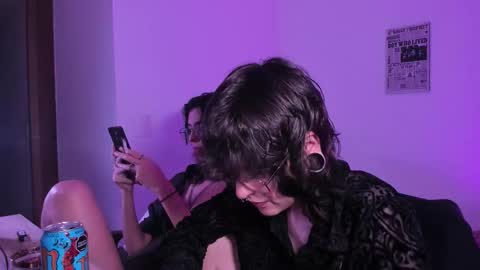 Eve  Lili online show from 11-20-25, 09:47