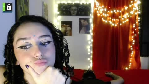Snapshot of twinflamesxx chatting on 01-09-25, 11:56 TwinFlamesXX online show from 01-09-25, 11:56