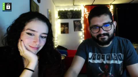 Snapshot of twinflamesxx chatting on 01-14-25, 05:30 TwinFlamesXX online show from 01-14-25, 05:30