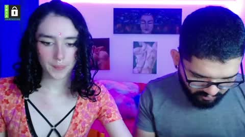 Snapshot of twinflamesxx chatting on 02-07-25, 04:56 TwinFlamesXX online show from 02-07-25, 04:56