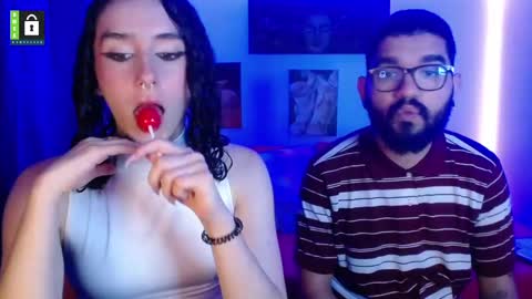 Snapshot of twinflamesxx chatting on 02-18-25, 09:21 TwinFlamesXX online show from 02-18-25, 09:21