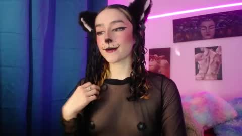 Snapshot of twinflamesxx chatting on 09-23-25, 08:34 TwinFlamesXX online show from 09-23-25, 08:34