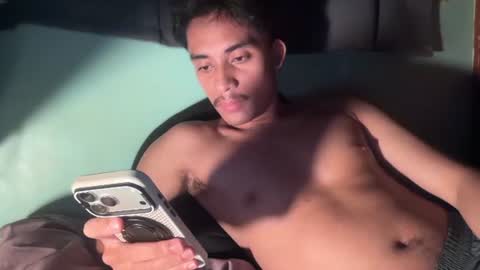 Snapshot of twink_hairyass69 chatting on 07-07-26, 01:26 Aladin online show from 07-07-26, 01:26