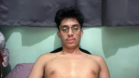 Snapshot of twink_hairyass69 chatting on 07-25-26, 08:06 Aladin online show from 07-25-26, 08:06