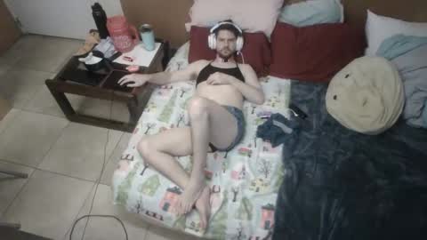 Twinkie 333 online show from 10-21-25, 05:08