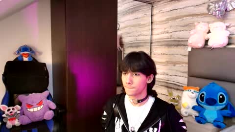 twinslovers_ online show from 11-29-25, 03:53