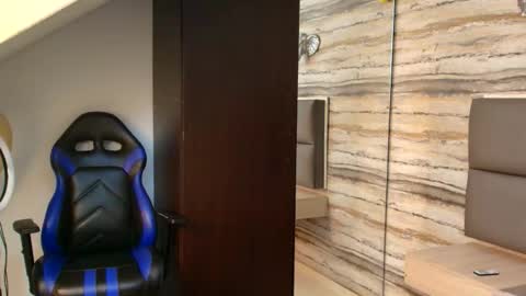 twinslovers_ online show from 01-11-26, 03:11