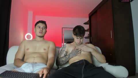 twintease online show from 10-10-25, 03:22