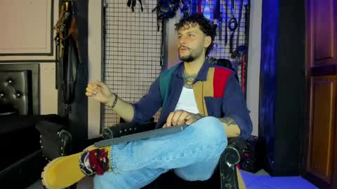 Clio  Tadeo online show from 04-17-26, 03:20