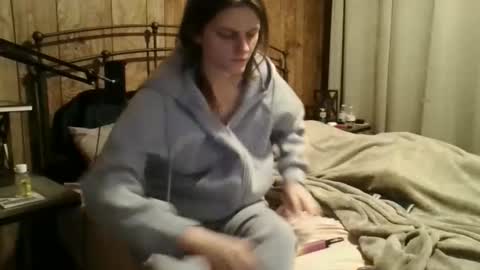 twizzler_twizzle online show from 01-12-26, 05:45