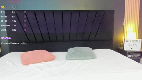 twodolls18 online show from 06-18-26, 04:24