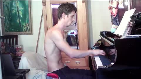 Snapshot of twoforallprivate chatting on 01-13-25, 08:26 TobeBritta online show from 01-13-25, 08:26