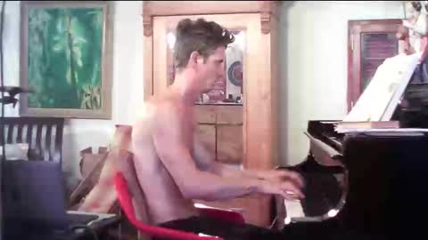 Snapshot of twoforallprivate chatting on 09-20-25, 05:25 TobeBritta online show from 09-20-25, 05:25