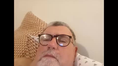 twohats2810 online show from 02-20-26, 07:25