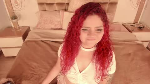 Twiggy online show from 04-17-26, 09:45