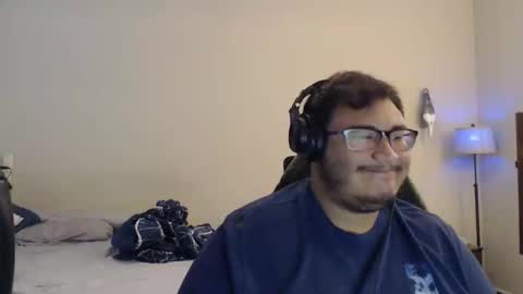 Snapshot of txchoncc chatting on 11-09-25, 04:27 txchoncc online show from 11-09-25, 04:27