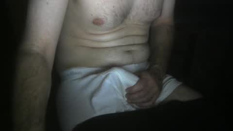 Snapshot of txhung1 chatting on 10-12-25, 10:53 txhung1 online show from 10-12-25, 10:53