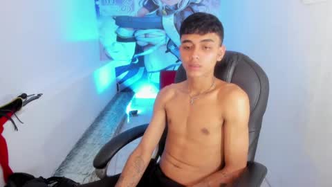 Snapshot of tyger_boy chatting on 06-05-26, 04:08 Tyger Boy online show from 06-05-26, 04:08