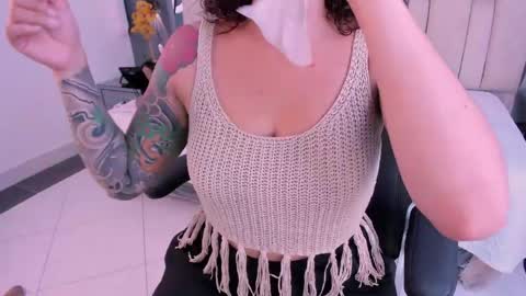Snapshot of tyla_demon chatting on 05-17-26, 03:37 TYLA online show from 05-17-26, 03:37
