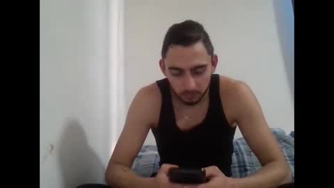 Snapshot of tyler07xxx chatting on 01-12-26, 09:36 EmmaTyler online show from 01-12-26, 09:36