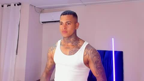 tyler_bell_ online show from 04-08-26, 03:17