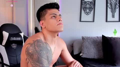 David online show from 12-24-24, 01:17