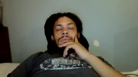 Snapshot of tylerburns318 chatting on 06-12-26, 04:22 tylerburns318 online show from 06-12-26, 04:22