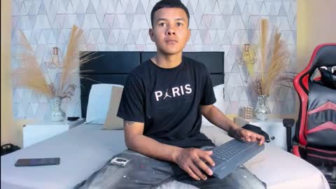 Snapshot of tylergandi chatting on 02-17-26, 08:15 Tyler online show from 02-17-26, 08:15