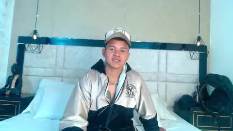 Snapshot of tylergandi chatting on 02-19-26, 08:38 Tyler online show from 02-19-26, 08:38