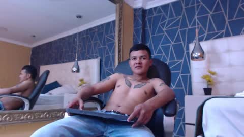 Snapshot of tylergandi chatting on 02-23-26, 07:55 Tyler online show from 02-23-26, 07:55