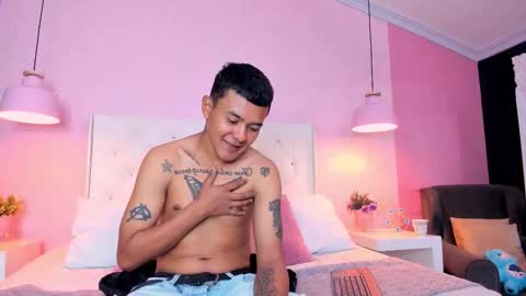 Snapshot of tylergandi chatting on 02-26-26, 08:30 Tyler online show from 02-26-26, 08:30