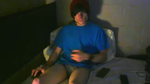 Snapshot of tylerlee199169 chatting on 12-09-24, 04:34 Tyler online show from 12-09-24, 04:34