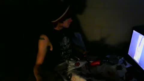 Snapshot of tylerlee199169 chatting on 01-06-25, 06:10 Tyler online show from 01-06-25, 06:10