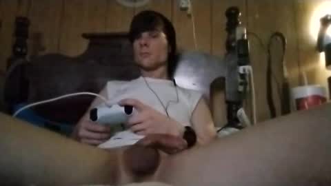 Tyler online show from 11-19-25, 04:29