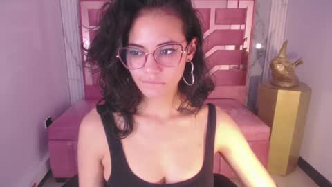 Snapshot of tyna_ch chatting on 01-04-25, 07:23 TYNA online show from 01-04-25, 07:23